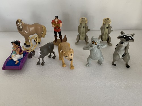 Disney figures bundle - disney,