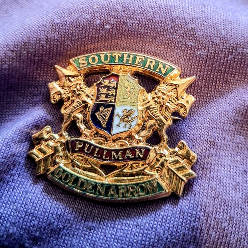 Southern railway golden arrow - railway,