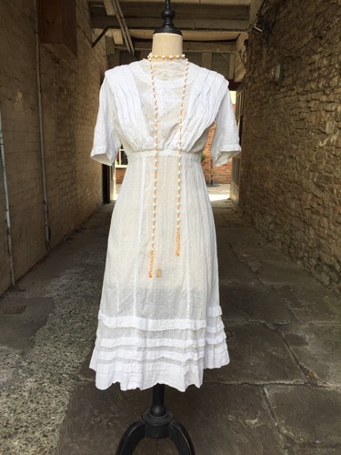 Circa 1900s 1910s - 1910s, antique