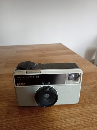 Kodak instamatic camera - kodak,