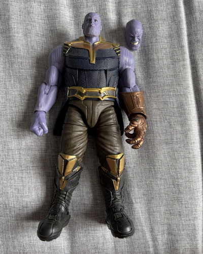 Marvel legends thanos figure - marvel,