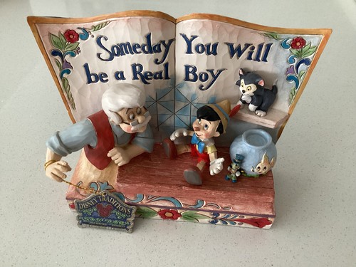 Disney showcase collection - showcase,
