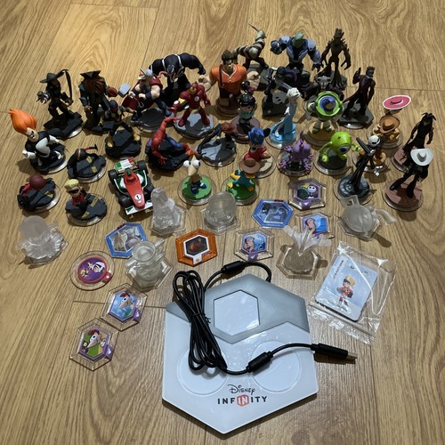 Huge disney infinity bundle - huge,