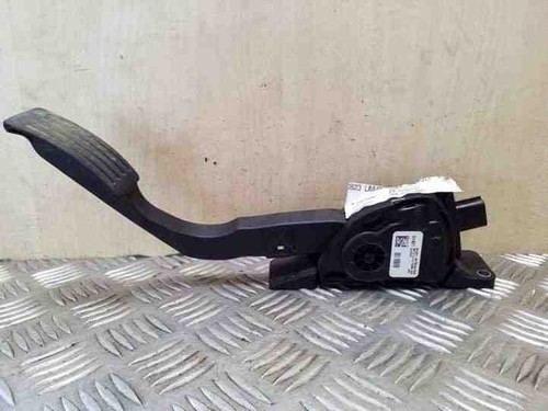 Ford focus accelerator - iv,
