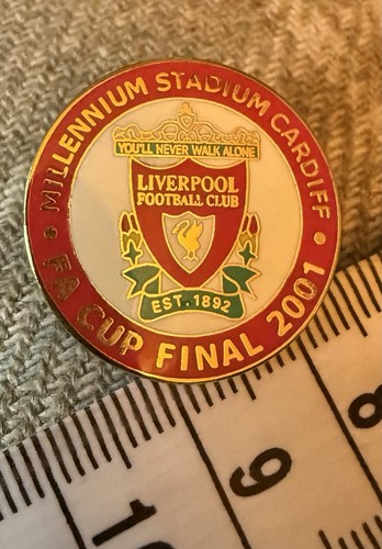 Liverpool enamel pin - fc,