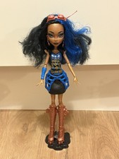 Monster High Robecca Steam Ghouls Alive Doll Including Stand