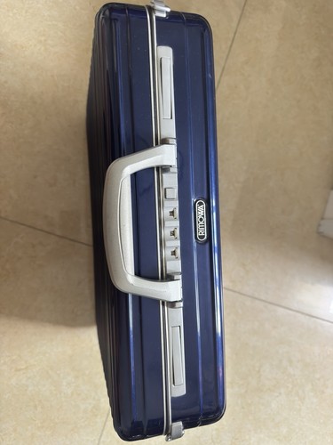 Rimowa suitcase for sale - 18,