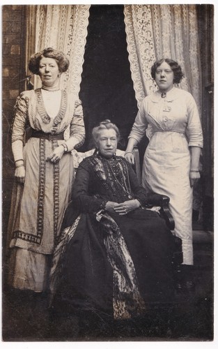 Edwardian three women family - edwardian,