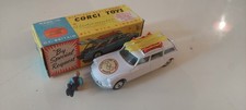Corgi 475 Citroen DS Safari