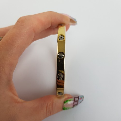 Coloured toned screw design - bi,