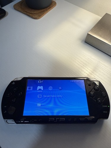 Sony psp black handheld game - psp,