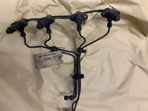 International 414 injectors - international,