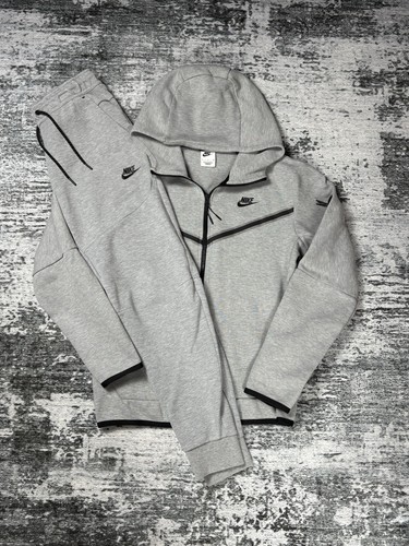 Nike tech fleece old - , season