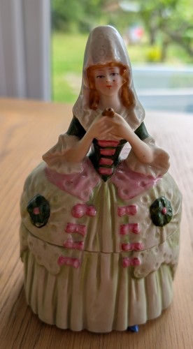 Crinoline lady trinket - crinoline, dish
