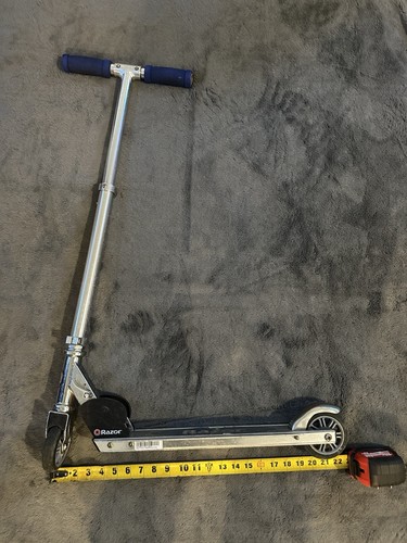 Razor folding adjustable kick - adjustable,
