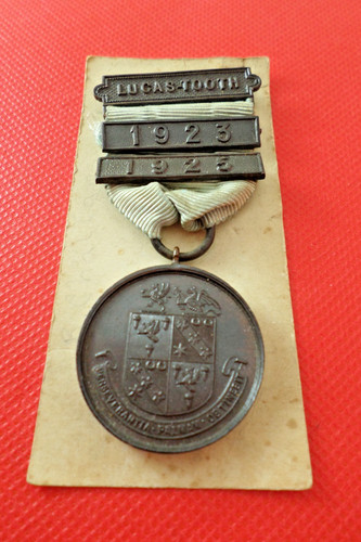 Lucas tooth bronze medal - lucas-tooth, two