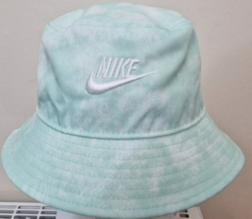New nike swoosh tick - new,