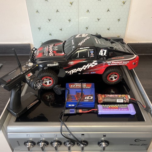 Traxxas slash vxl - traxxas, brushless
