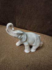 Ceramic or porcelain elephant