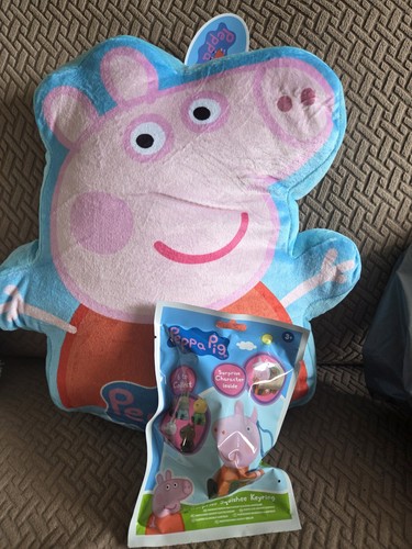 Pepper pig coushion - pepper, suprise