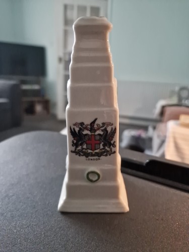 Crested china cenotaph - crested, london