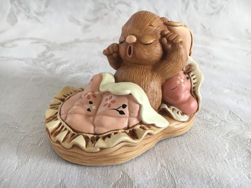 Vintage pendelfin rabbit - vintage,
