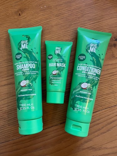 Give shampoo conditioner - me,