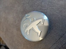 Genuine Peugeot 60mm wheel centre cap 9672558477   9672558577  # JL512