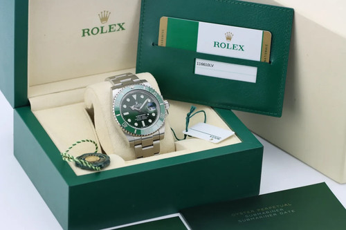 Rolex submariner hulk 116610lv - rolex,