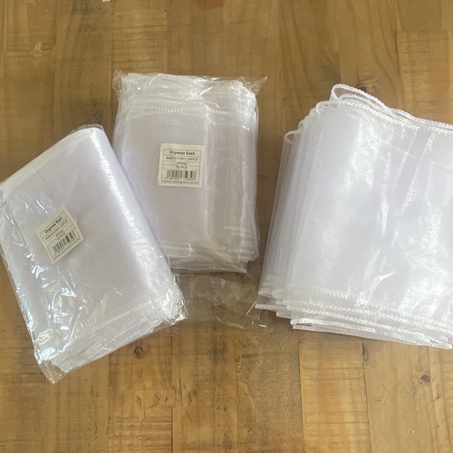 25pcs white organza chair - white,