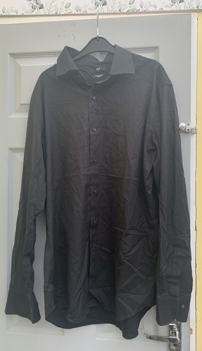 Black uniqlo shirt size - black,