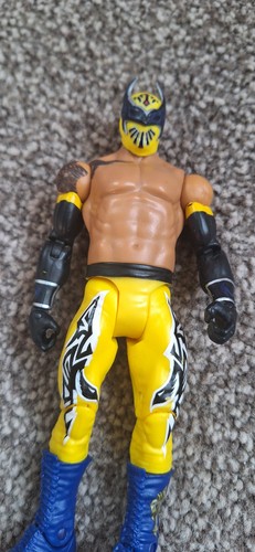Mattel wwe sin cara action - sin,