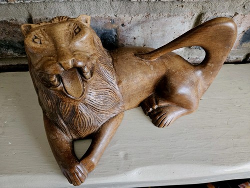 Vintage hand carved lion - vintage,