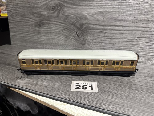 Hornby gauge lner teak - oo,