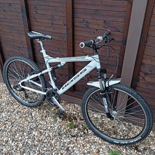 26” Wheel 20” Frame 21 Speed  Men’s Suspension Mountain Bike MTB – Shimano parts