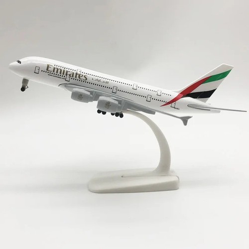 Emirates a380 20cm - 20cm, airbus
