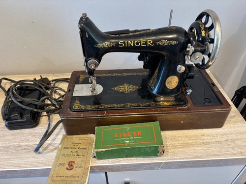 Vintage singer sewing machine - vintage,