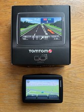 Boxed TomTom Go Live 825 Sat Nav with Europe Maps Inc UK & ROI Maps 4.3 Inch V51