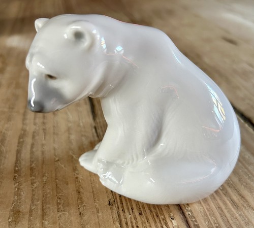 Vintage lladro sitting polar - vintage,