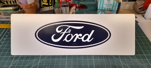 Large retro ford - large,
