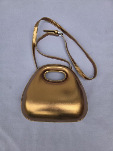 Women hand bag shoulder - hand,