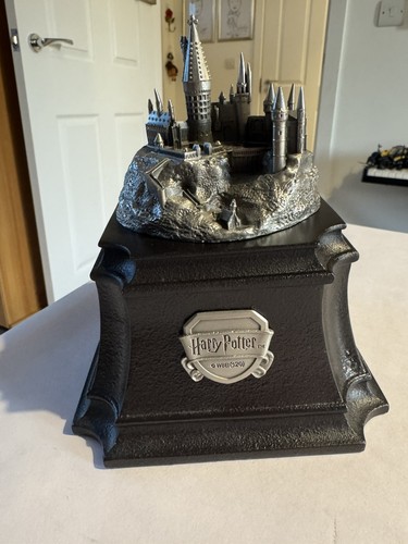 Royal selangor hand finished - hand,