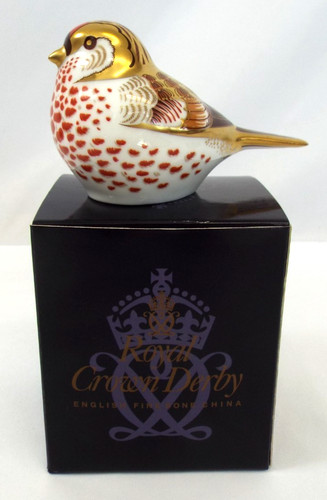 Royal crown derby redpoll bird - royal,