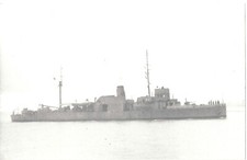 Photo HMS Tedworth. Minesweeper Hunt Class. World Ships Photo Library.