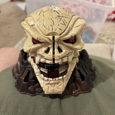 Mighty Max Assaults Skull