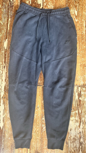 Nike men black tech fleece - black,