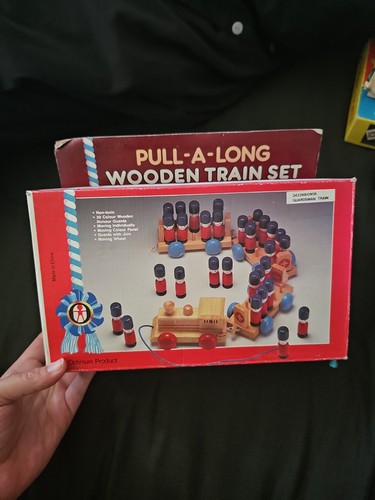 Vintage pull along wooden - pull,