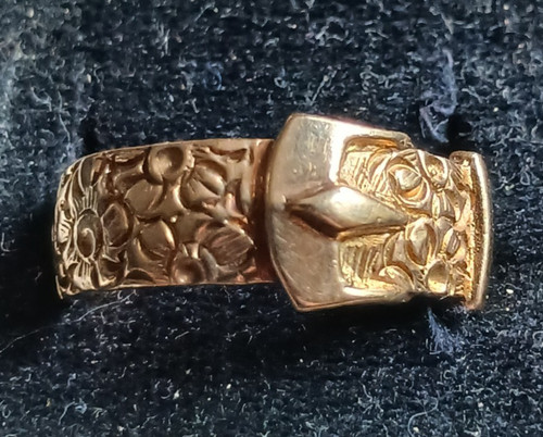 9ct yellow gold - , heavy