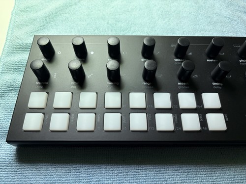 Torso midi sequencer - t-1, |