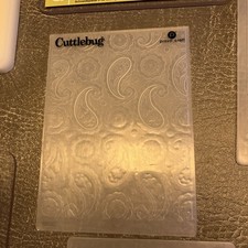 cuttle bug die embossing